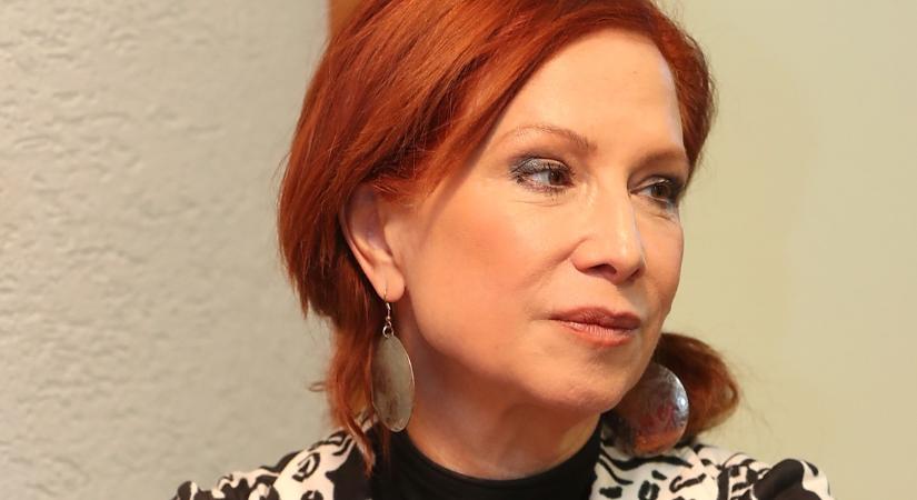 Csak úgy izzik a levegő Détár Enikő körül! Szívdöglesztő fénykép látott róla napvilágot