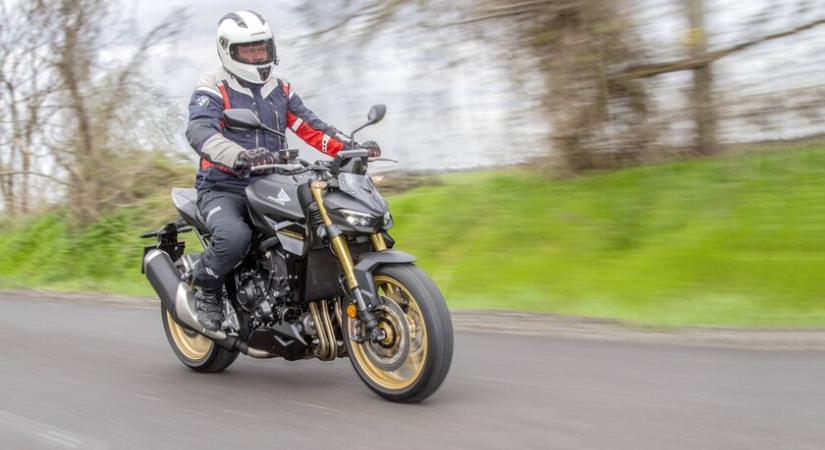 Teszt: Honda CB1000 Hornet SP - Forgasd vissza az idő kerekét!