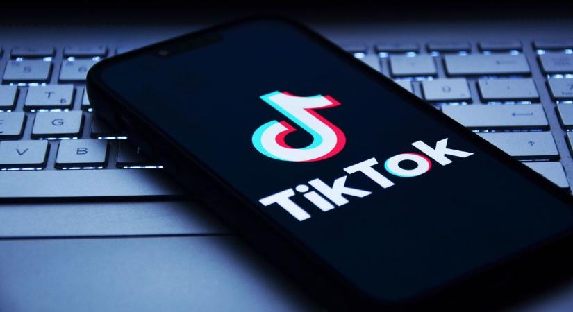 Eszméletlen összeg: kimondani is durva, mekkora bírságot kapott a TikTok – ezzel végük?