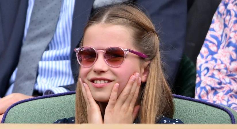 Friss fotón a ma 10 éves Charlotte hercegnő: szépséges képet készített róla Katalin