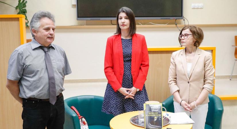 Bicikliút a hóviharban - Egy fáradhatatlan generáció, akik a munkára születtek