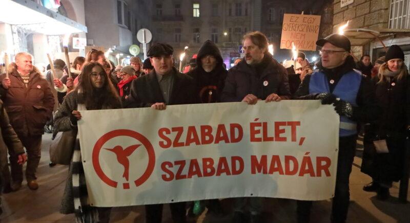 Több mint negyvenen távoztak a Kolibri Színházból