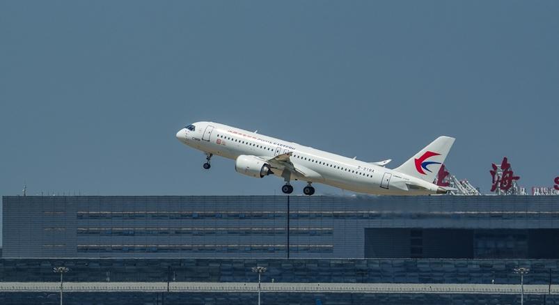 Amerikai politikus figyelmeztette a Ryanairt, ne vegyen kínai repülőgépeket