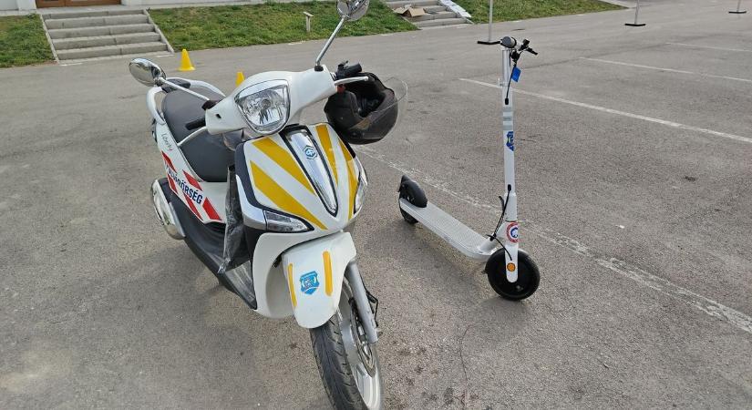 Elektromos rollerek: új járművekkel erősítenek a polgárőrök