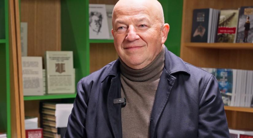 Mi fér bele egy könyvbe? Láng Zsolttal beszélgettünk