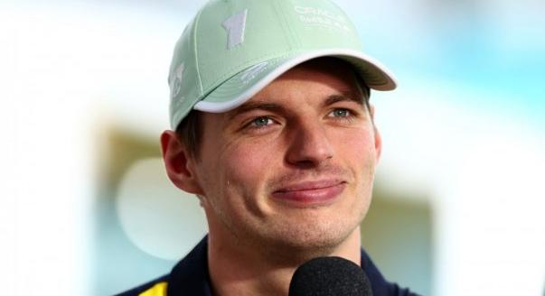 „Eddig is bónuszapuka voltam” – Verstappen a kislánya születéséről