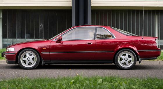 31 éves, de időtlen szépségű ez a V6-os szívű kupé Honda Legend