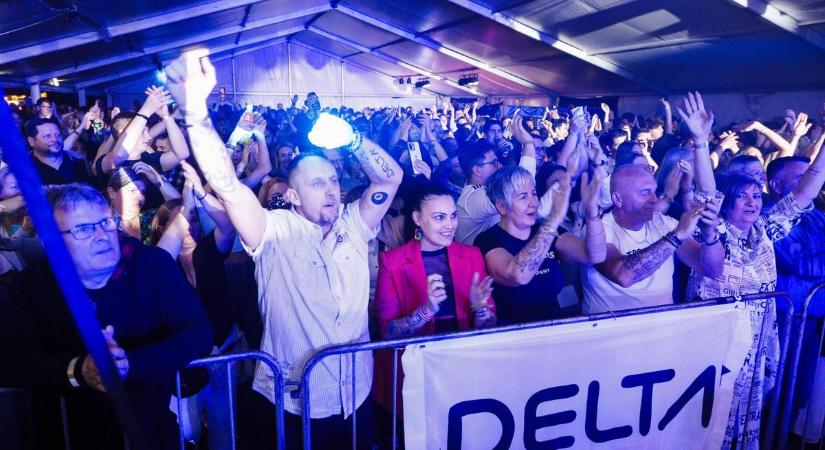 Hatalmas bulit csinált a Delta - sok fotó a fergeteges koncertről