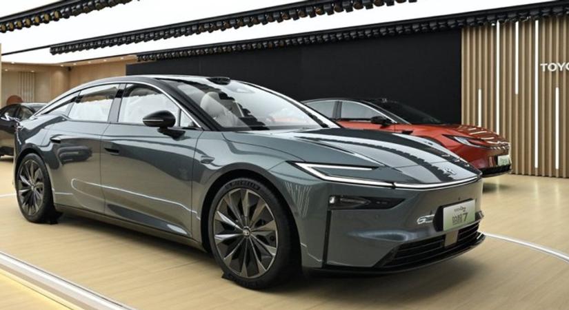 Ezzel az elektromos szedánnal támad a Toyota
