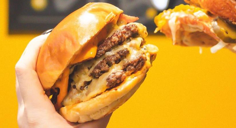 Magyar burgerforradalom New York szívében: szombaton nyitja meg kapuit a Smashy Burger