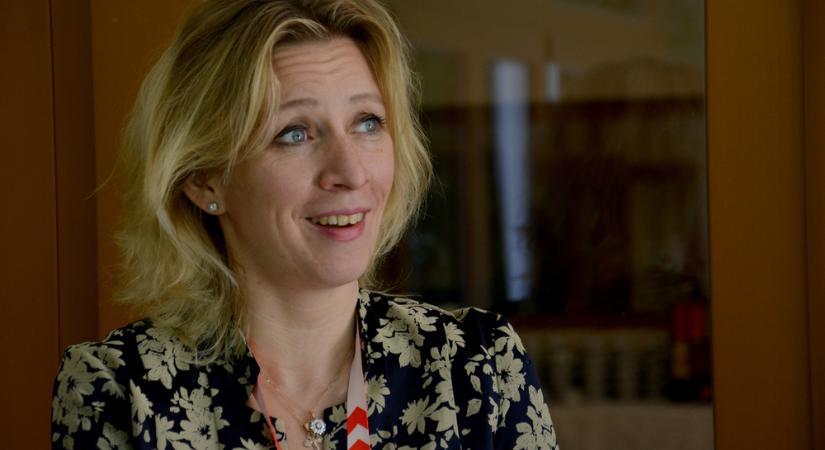 Marija Zaharova is reagált Zelenszkij fenyegetésére