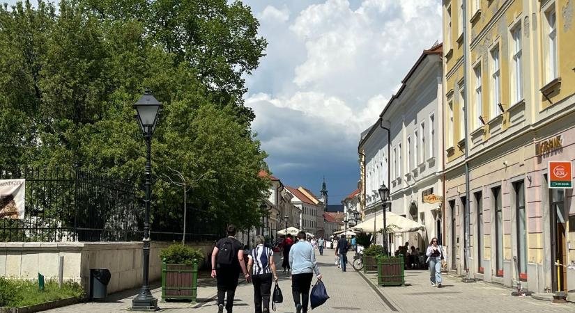 Ez vár ránk jövő héten: ismét leakaszthatjuk a tavaszi kabátokat a szögről?