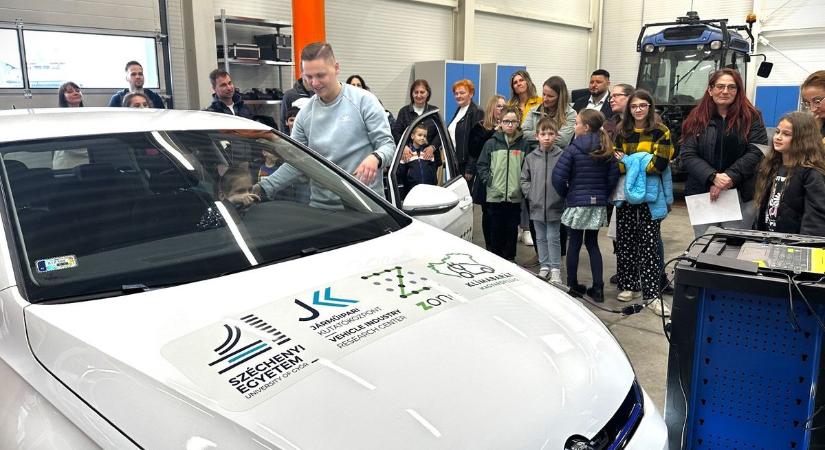 Turbo Tapsi és a húsvéti rajzverseny