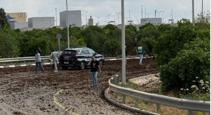 Húti rakéta csapódott be az izraeli Ben Gurion reptér bekötőútjába