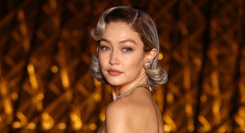 Gigi Hadid és Bradley Cooper forró csókjától azonnal zavarba jössz: ezzel a képpel vállalta fel hivatalosan is kapcsolatát a sztárpár