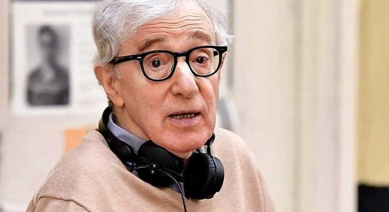 89 éves korában jelenik meg Woody Allen első regénye