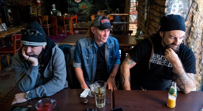 Elbúcsúzott gitárosától a Tankcsapda, a következő albumon tíz másik helyettesíti