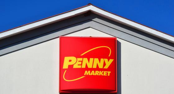 Kigyulladt a Penny logisztikai központja Veszprémben