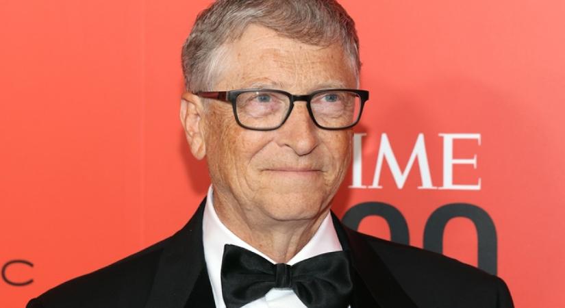 Friss fotókon Bill Gates gyönyörű, 22 éves lánya, aki most nyilvánosan árulta el, milyen betegségben szenved világhírű édesapja