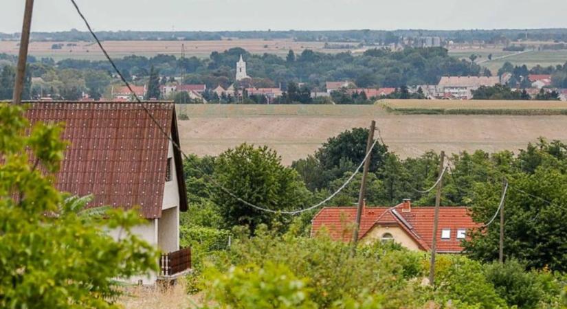 Felülvizsgálják a helyi adókat Csepregen