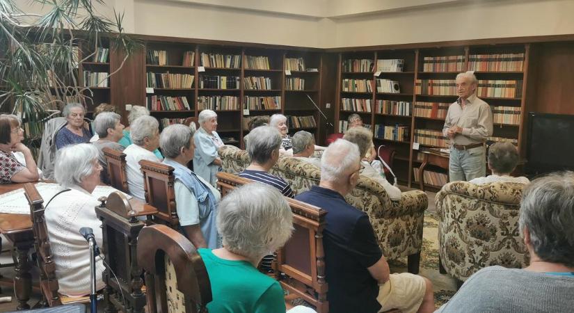 Aktív időskor – Cserhalmi Imre az Olajág Otthonok nagykövete