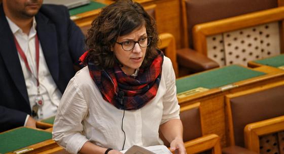 Lemondott Orosz Anna a parlamenti mandátumáról