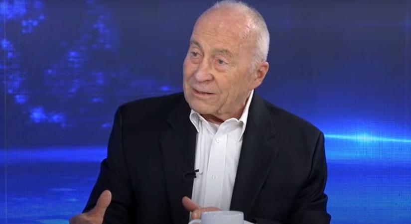 Lehullt a lepel: így szervezték be a köztévé legendás műsorvezetőjét