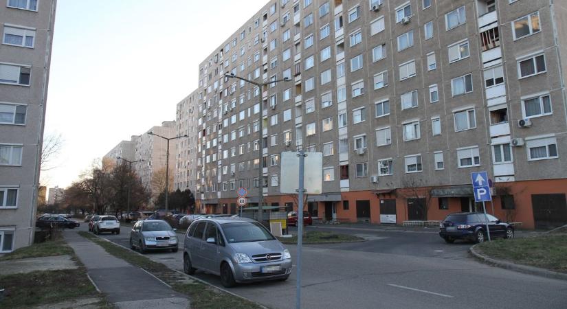 Egy mozdulattal tettek keresztbe az avasi gyalogosoknak, megdöbbentő fotó készült