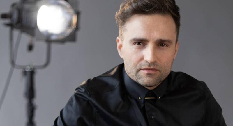 Szente Vajk: „Jót tenne a színházi életnek, ha végre elfelejtkeznénk arról, hogy a színházzal folyamatosan állást kell foglalni politikailag”
