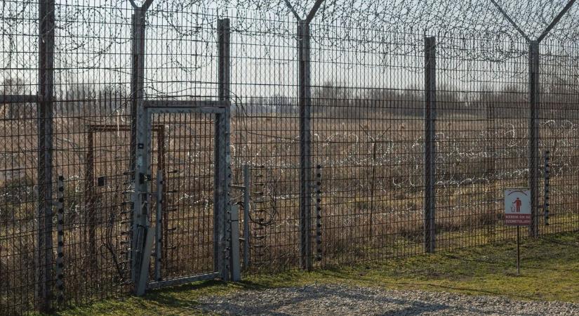 Illegális határátlépési kísérlet Ásotthalomnál – öten próbálkoztak az éjszaka