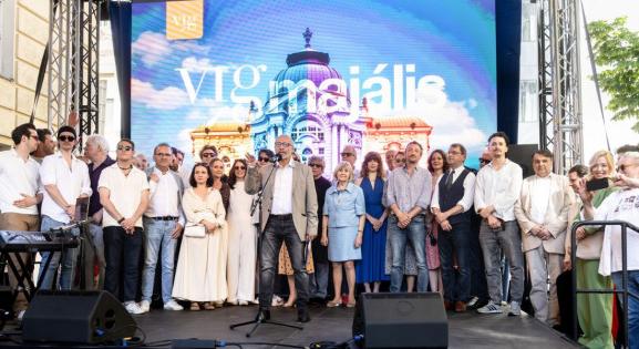 Frankenstein, Shakespeare és erotikus robotok a Vígszínházban