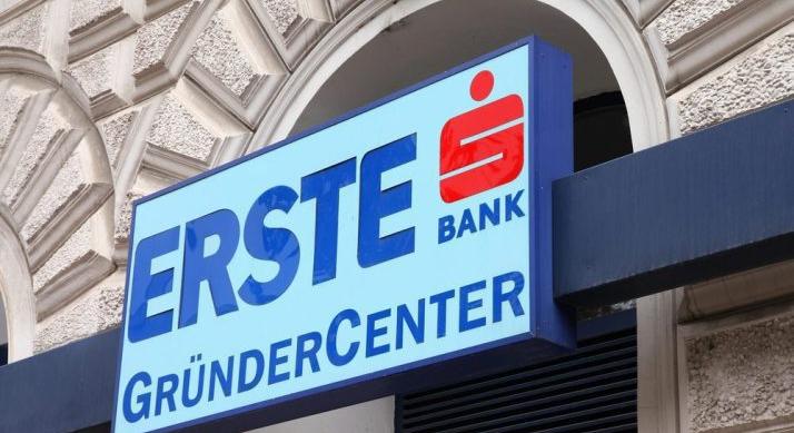 Hatalmi fordulat a lengyel bankpiacon – Az Erste megszerezte a Santander kulcsvagyonát