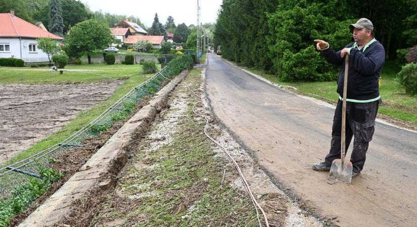 „Ítéletidő volt...”, folyóként hömpölygött a hegyről lezúduló sár az utcákon