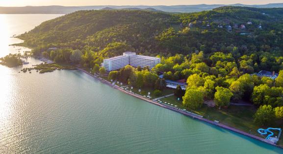 Ahol szauna épül és ahol fogy a remény: így indul a szezon a turizmusban