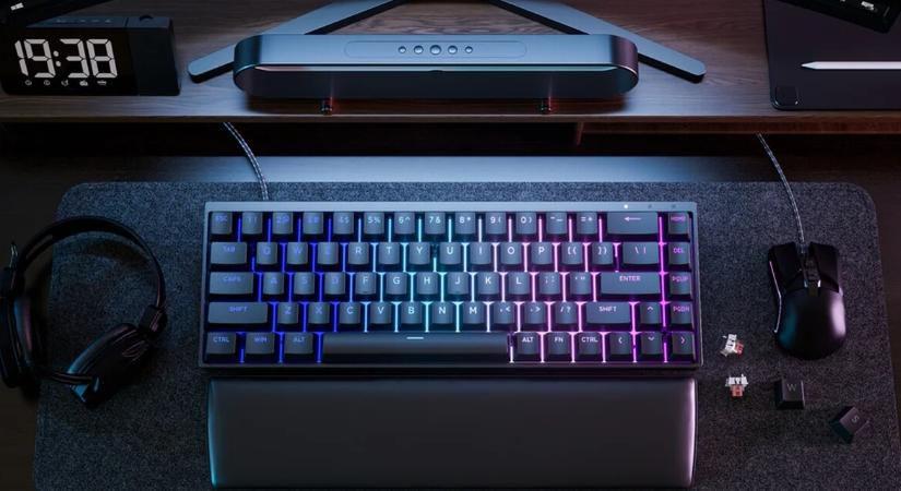 HE kapcsolós, kompakt klaviatúra a Syntech keze nyomán