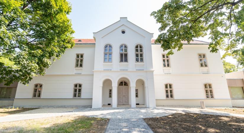 Átadták az Év Balatoni Háza 2024. díjakat