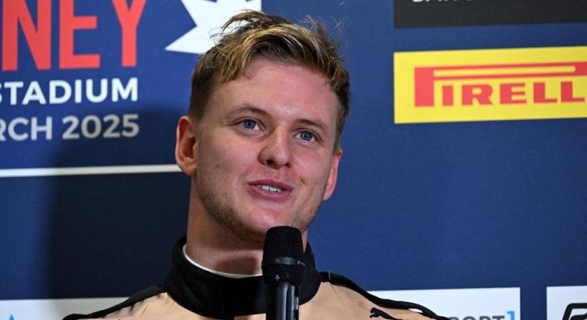 Leleplezték a titkos tervet, így térhet vissza Schumacher