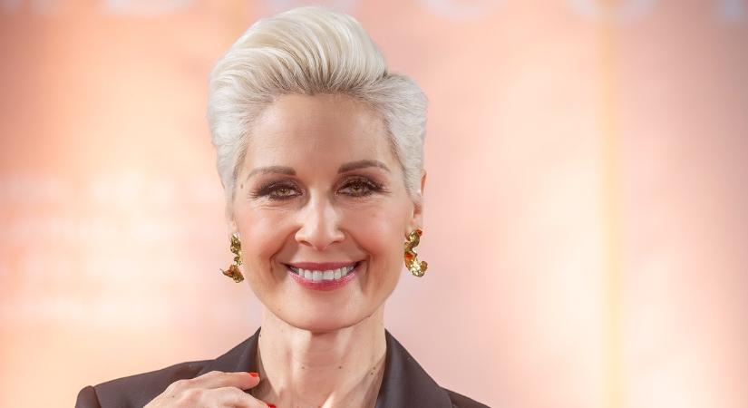 Most érkezett: így reagált Orosz Barbara elbocsátására a tévés édesanyja és nagymamája