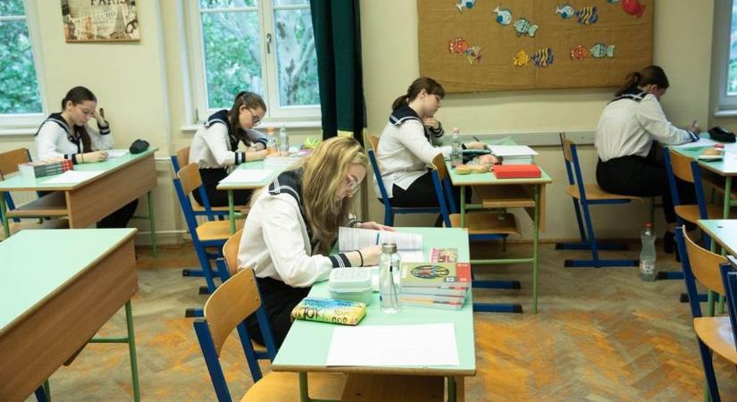 Barátságos szövegértés, némi kihívást jelentő irodalmi feladatlap – ilyen volt a 2025-ös magyar érettségi