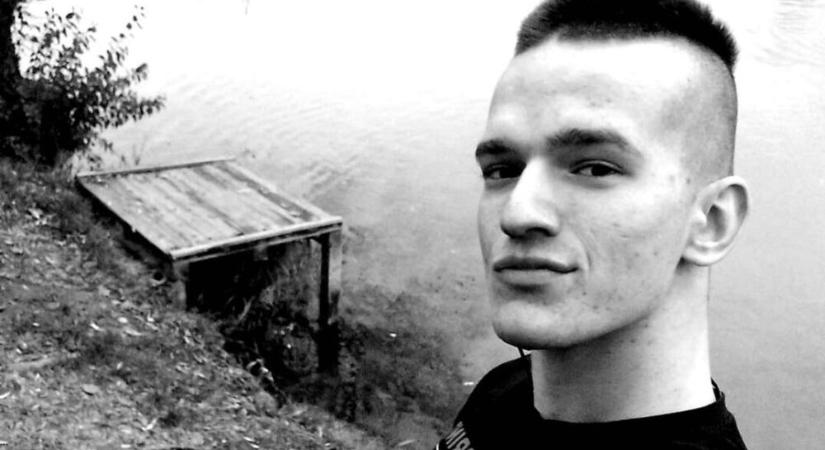 ‘Rékasi Zsigmond, muti a szerződésed!’ – reagált egy hozzászóló a Sándor-palota cáfolatára