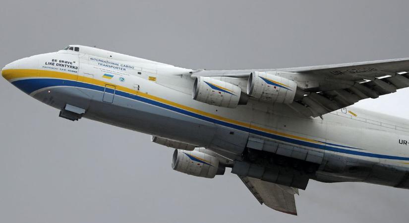 Kanada elkobozná az orosz Antonov óriásgépet, és átadná Ukrajnának