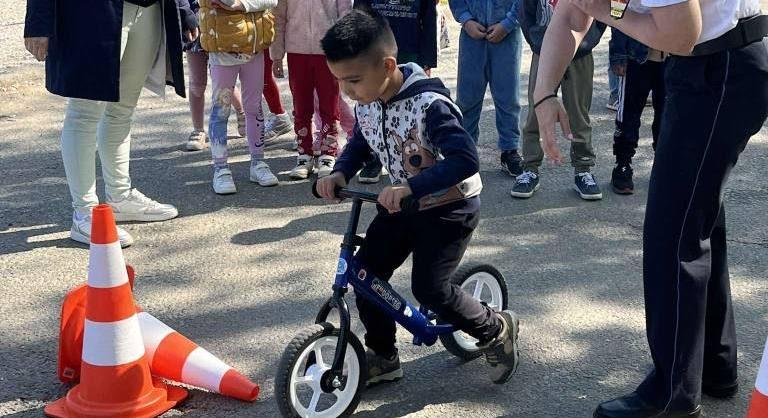 Mini KRESZ program óvodásoknak Heves vármegyében, városunkban (fotókkal)