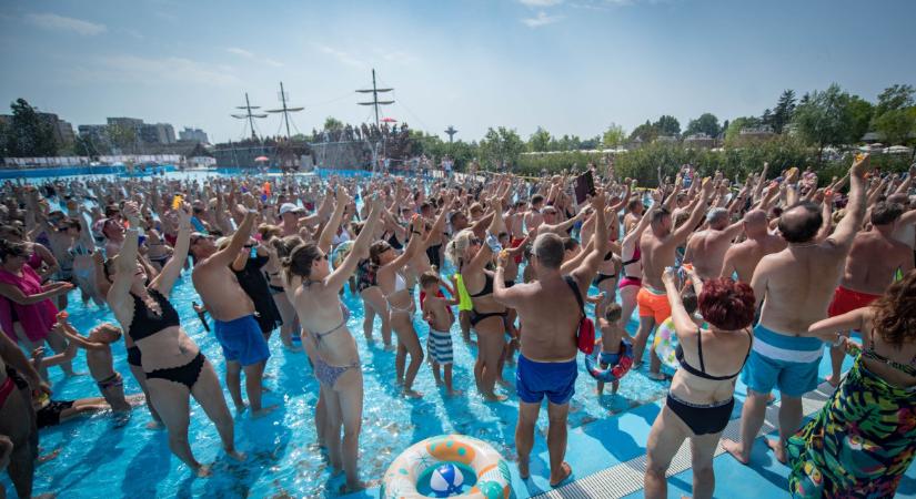 Megnyitott a hajdúszoboszlói strand, íme az árak