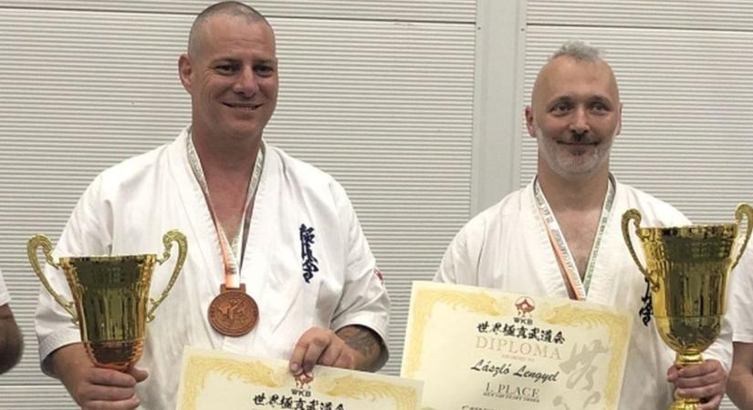 Jól verekedtek a kapuvári rendőrök - fotó