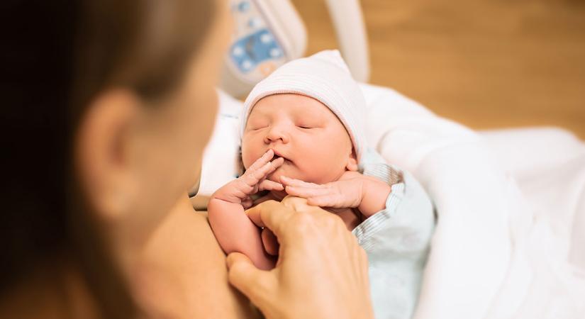 Sárgaság a babánál: akkor sem kell kétségbe esni, ha elhúzódik