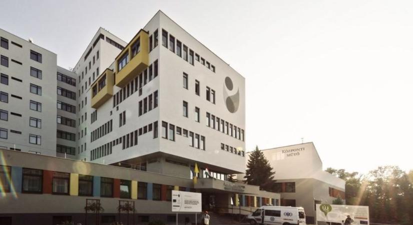 Szülni ment a hatvani kórházba, őszinte véleményt írt az egész osztályról