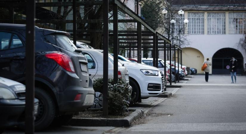 Drasztikus változtatást is javasoltak az egriek, elmondták a véleményüket parkolásról