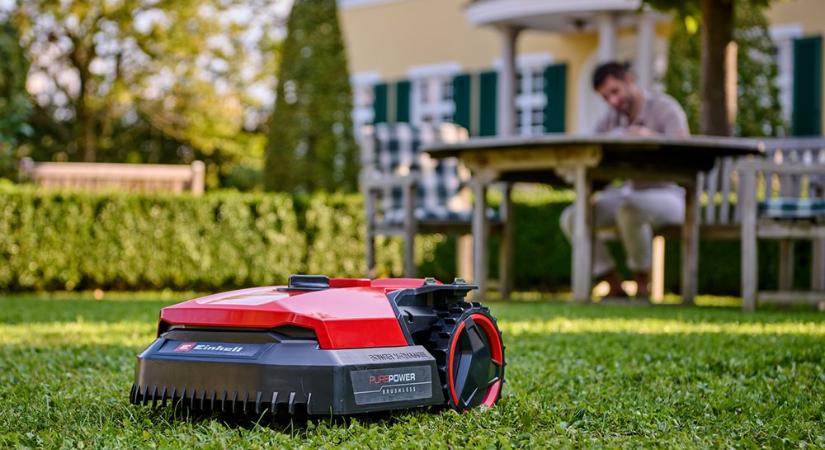 A robotfűnyíró és a háziállatok – Barát vagy ellenség?