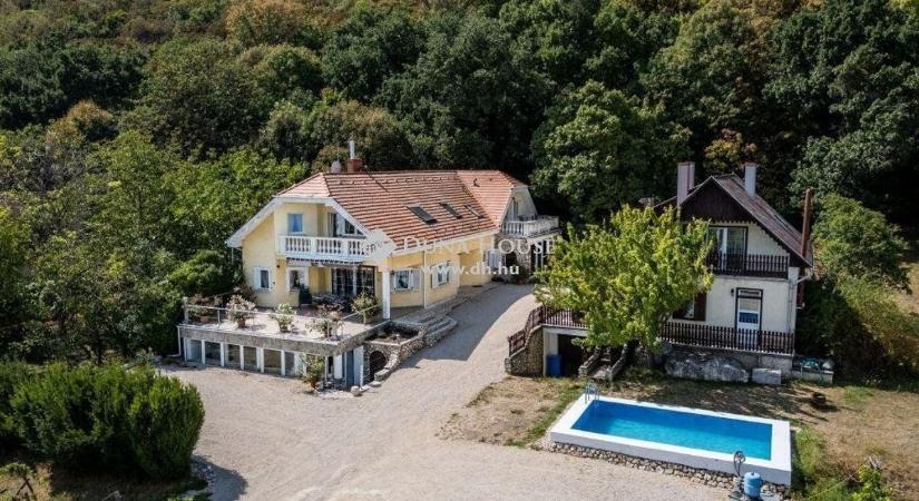 Íme egy tuti befektetési tipp: csákvári apartmanház