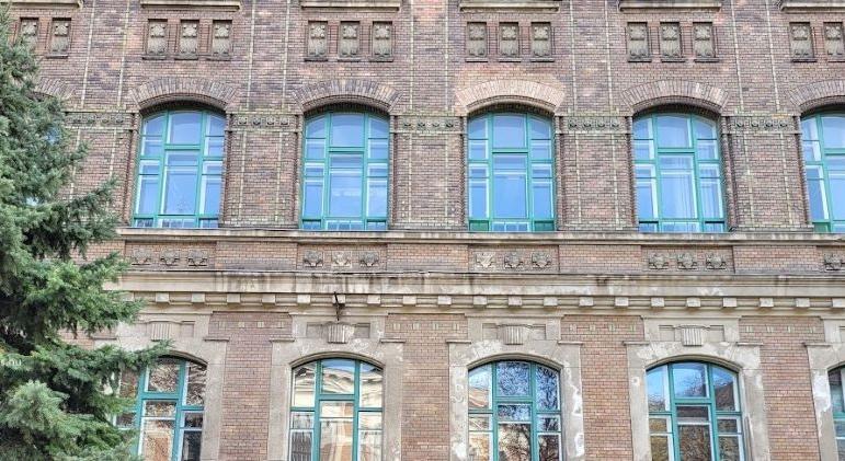 HÖOK: három kiló húsra, vagy egy bevásárlásra elég az ösztöndíj
